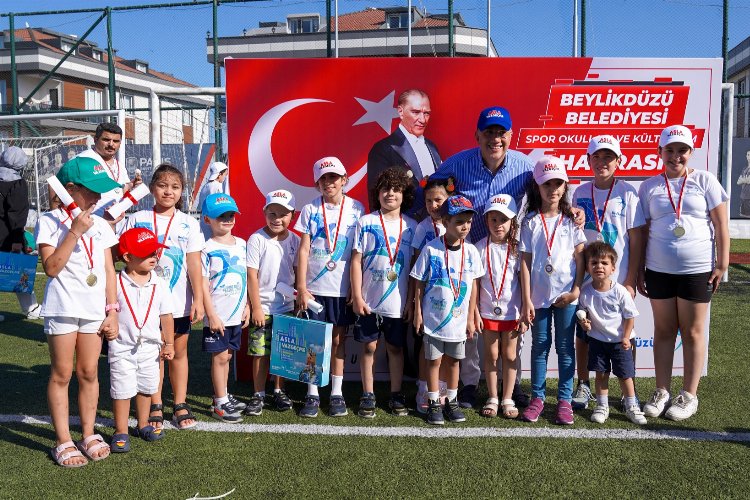 Beylikdüzü'nde yaz spor okullarına muhteşem kapanış -