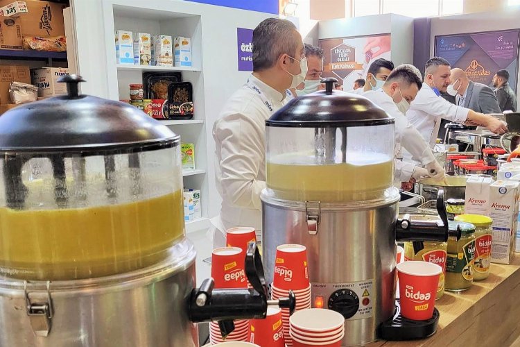 Bidaa Antalya'da vitrine çıktı -