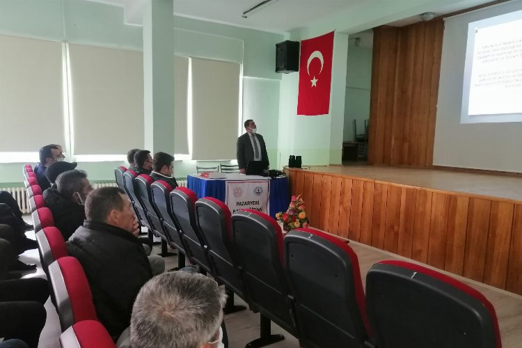 Bilecik’in Pazaryeri ilçesinde muhtarlar bilgilendirildi -