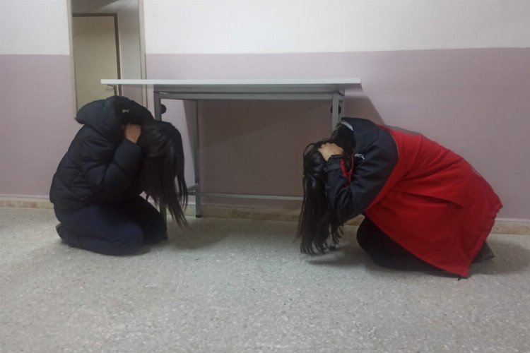 Bilecik Pazaryeri'nde 'çök-kapan-tutun' tatbikatı -