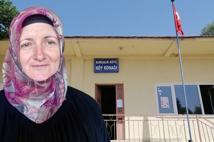 Bilecik Pazaryeri'nde görevden alınan muhtarın eşi muhtar seçildi -