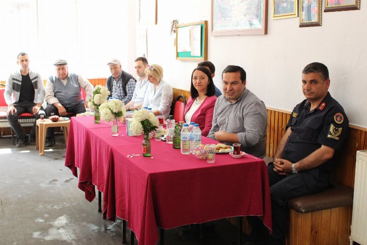 Bilecik Pazaryeri'nde protokolden halk buluşması -