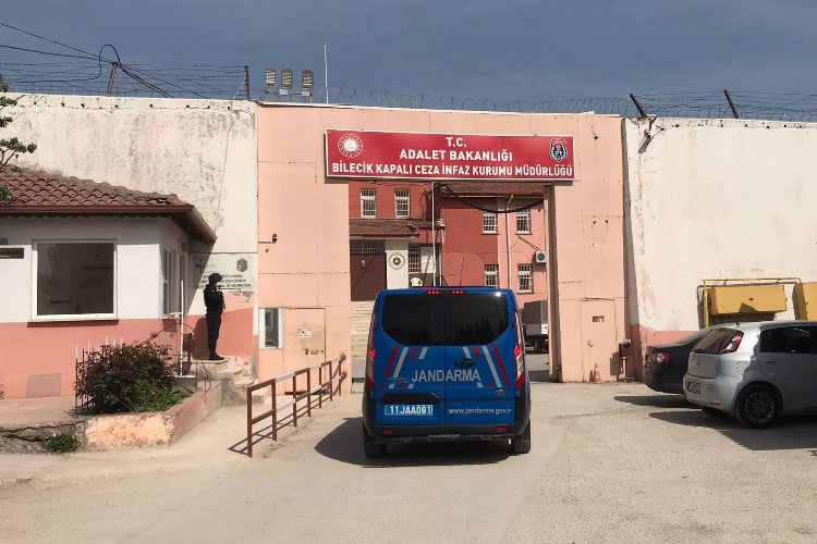 Bilecik’te kablo hırsızları Jandarma’dan kaçamadı -