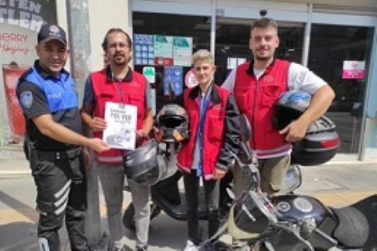 Bilecik'te Toplum Destekli Polislik'ten broşürlü bilgilendirme -