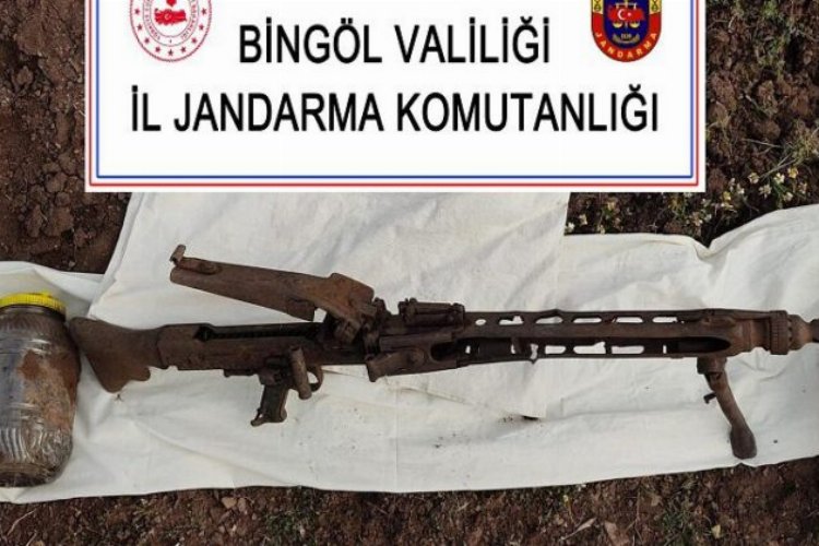 Bingöl’de patlayıcı madde, silah ve uyuşturucu ele geçirildi -