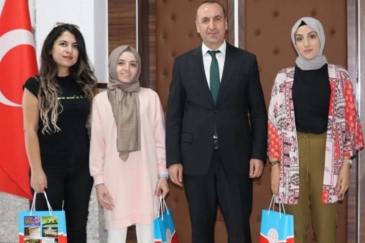 Bingöl'e yeni atanan öğretmenlerden İl Milli Eğitim'e ziyaret -