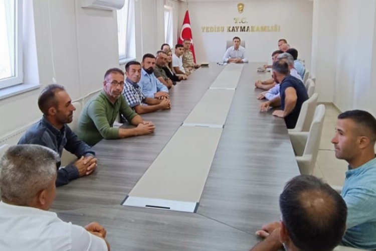 Bingöl Yedisu'da 'kırım kongo kanamalı ateşi' toplantısı -
