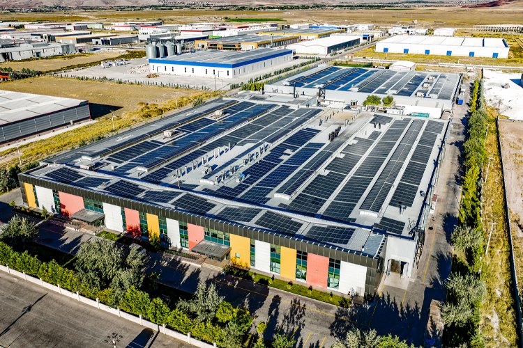 Bir fabrikaya daha 'CW Enerji' imzası -