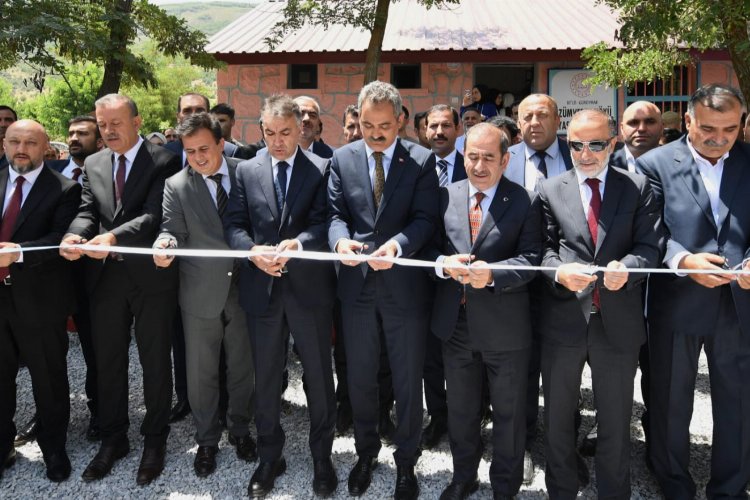 Bitlis'te 'Köy Yaşam Merkezi' açıldı -