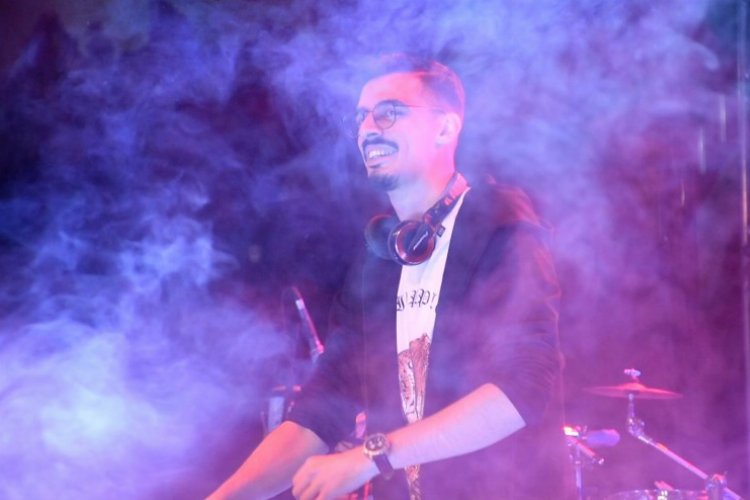 'Blink Light' müzikseverlerle buluştu -