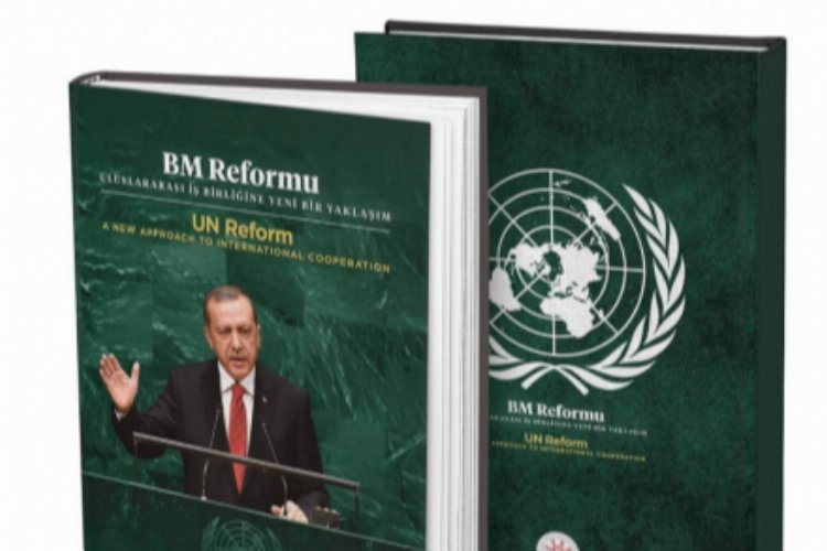 BM’deki liderlere 'Farklı İnanış Ortak Anlayış' ve 'BM Reformu' kitabı -