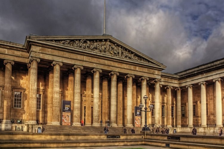 British Museum'da asırlık soygun! -