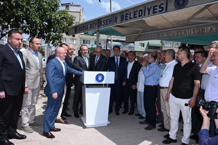 Bursa Altıkurnalar Camii için ilk harç -