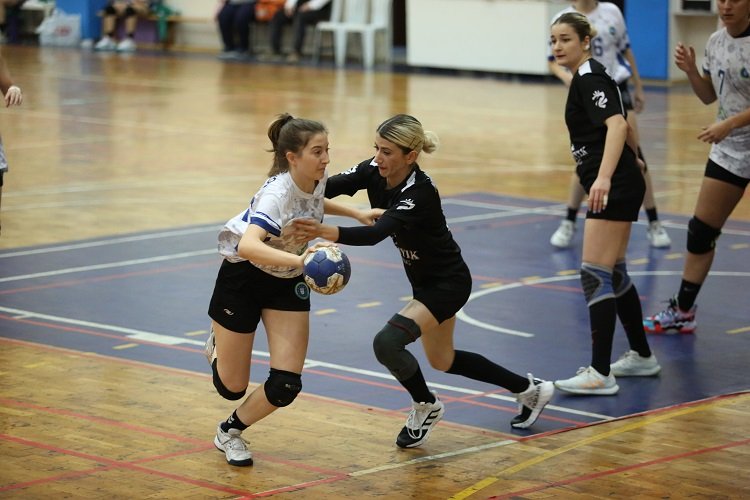 Bursa Büyükşehir Belediyespor İzmir deplasmanında -