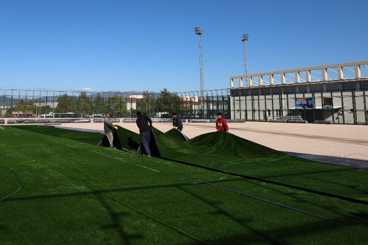 Bursa Büyükşehir'den amatöre destek... Futbol sahaları yenileniyor -