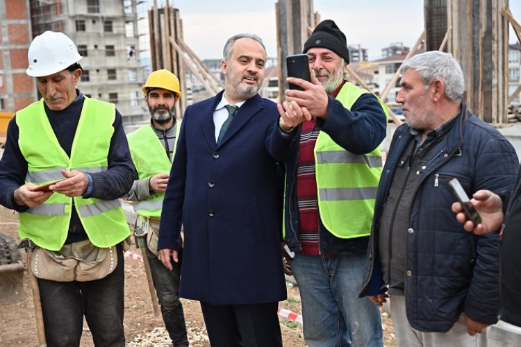 Bursa Büyükşehir'den Yenibağlar’a spor merkezi -