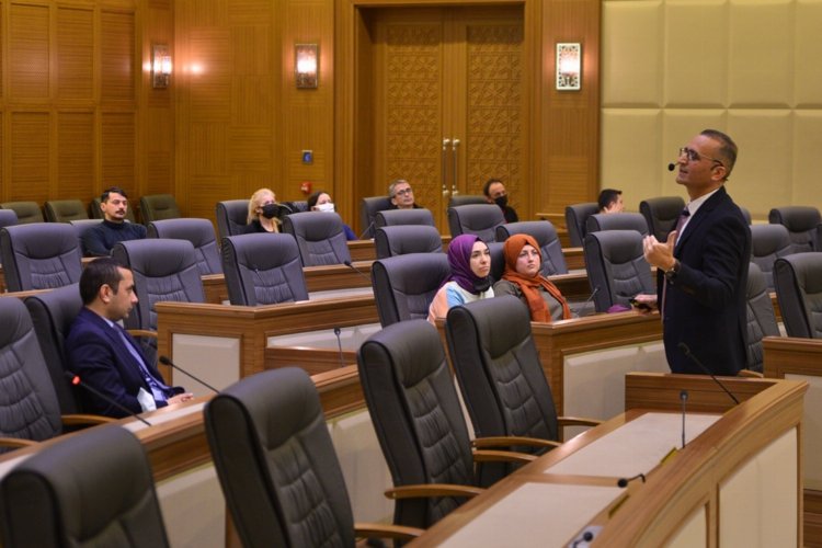 Bursa Büyükşehir'de hizmet içi etkili iletişim -
