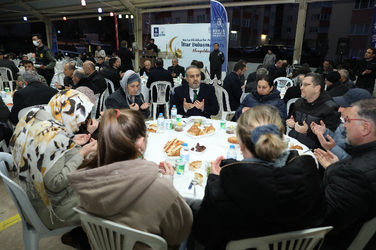 Bursa Büyükşehir Kestel'de oruç açtı -
