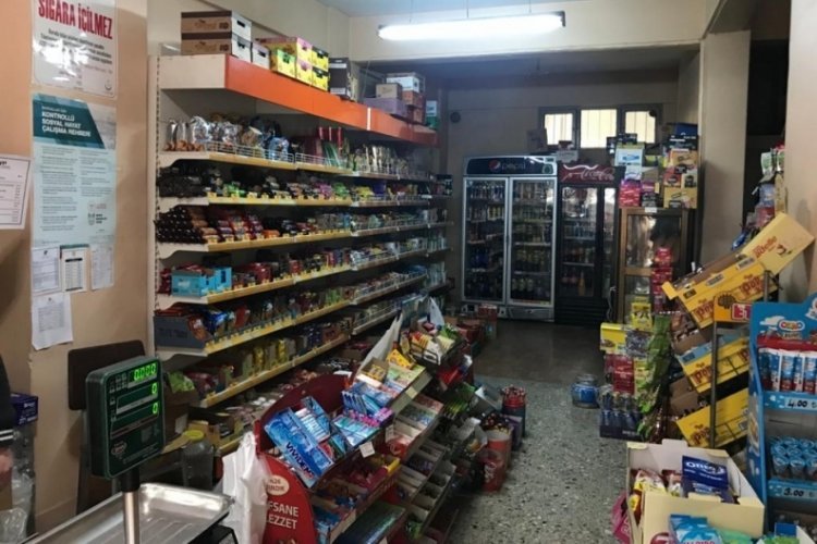 Bursa'da bakkallar süpermarketlerden şikâyetçi -