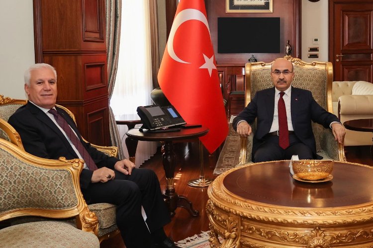 Bursa'da Başkan Bozbey'den ilk resmi ziyaret Vali Demirtaş'a -