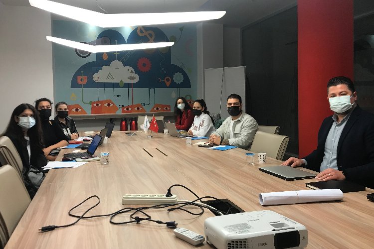 Bursa'da bilişim kümesi ihracat rotasını belirliyor -