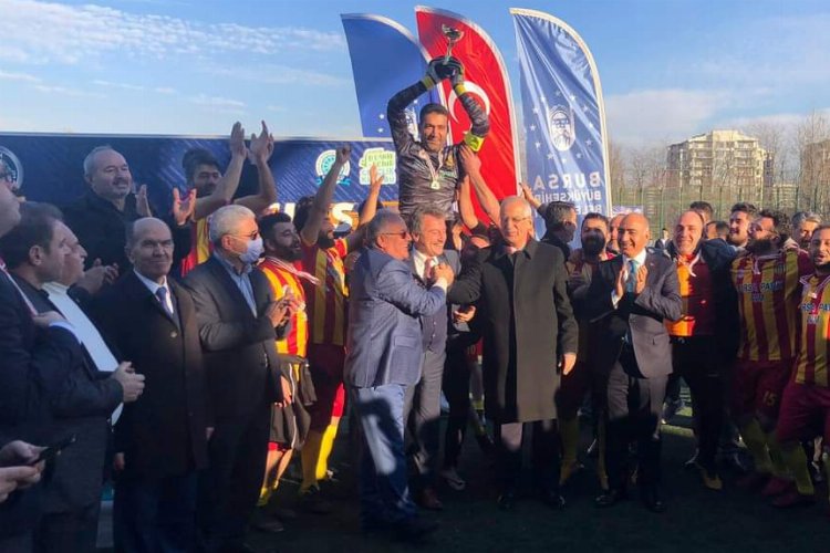 Bursa'da BİLDEF'in turnuvasında şampiyon belli oldu -