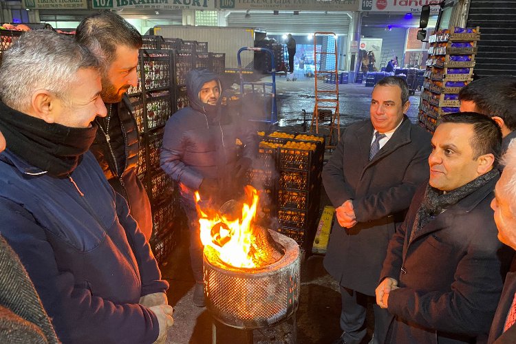 Bursa'da CHP'den hal ziyareti -