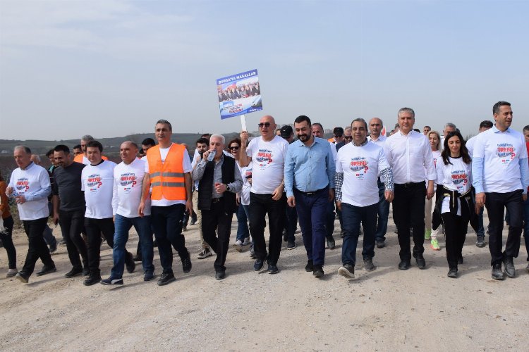 Bursa'da CHP'lilerden Ulaştırma'ya 'hızlı' gönderme -
