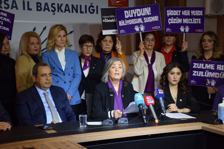 Bursa'da CHP ve Gelecek'ten ortak 8 Mart mesajı -