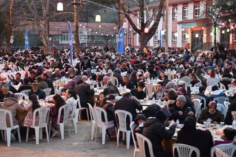 Bursa'da dağ ilçelerindeki iftar buluşmalarının son durağı Keles oldu -