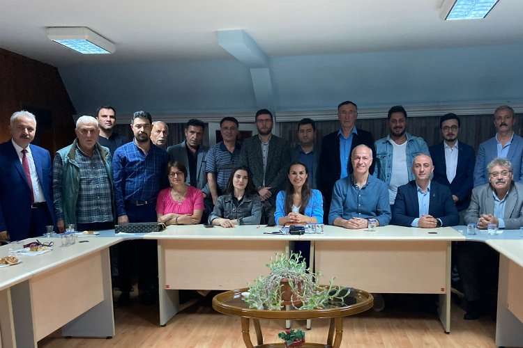Bursa'da DEVA Partisi yöneticilerinden Artvin Vakfı'na ziyaret -
