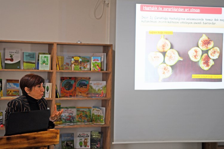 Bursa'da 'Ekolojik Yaşam'da ilk eğitim incir yetiştiricilerine -
