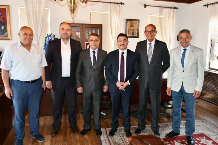 Bursa’da esnaf başkanlarından Mudanya Kaymakamı Ayhan Terzi'ye ziyaret -