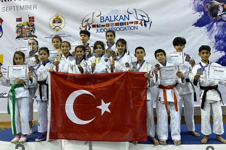 Bursa'da Gemlikli judocuların 'Balkan' başarısı -