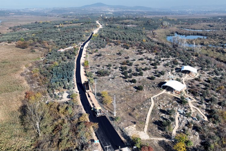 Bursa'da Gölyazı yolu yenileniyor -