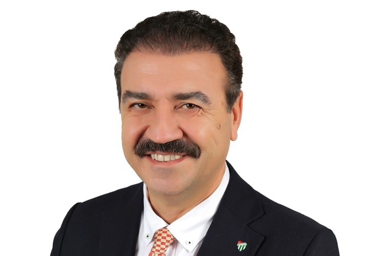 Bursa'da Gürsu Belediye Başkan adayı Halit Şefikoğlu AK Parti lehine 'Bağımsız'ca çekildi -