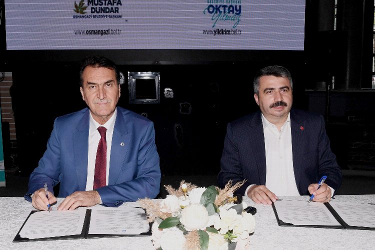 Bursa'da iki ilçeyi birbirine bağlayan köprü yenileniyor -