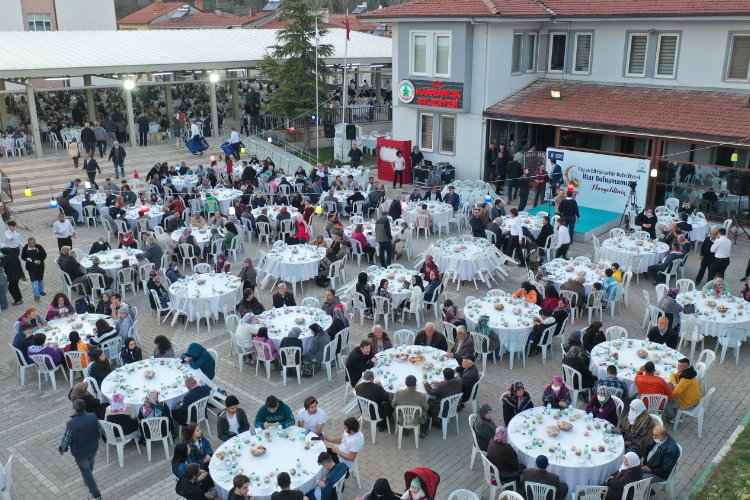 Bursa'da iki yıl sonra ilk toplu iftar bereketi -