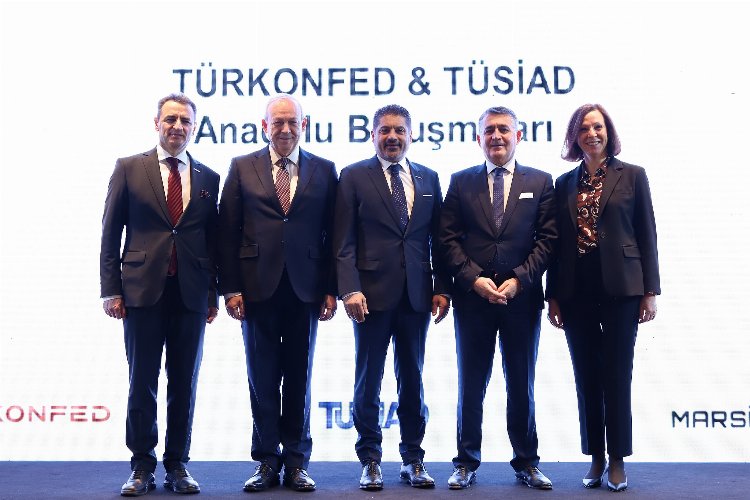 Bursa'da iş dünyası 2023'ün önceliklerini değerlendirdi -