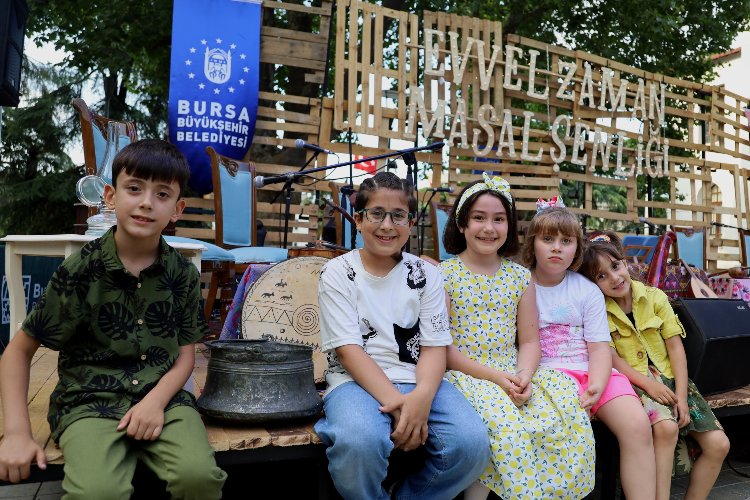 Bursa'da masal dünyasına renkli yolculuk -