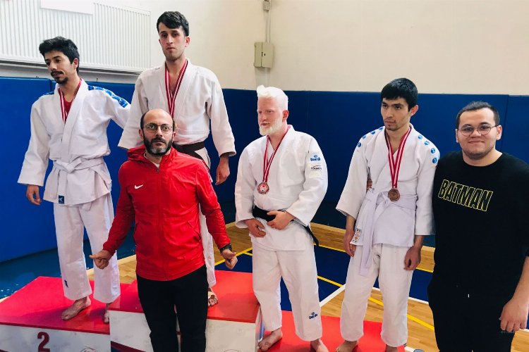 Bursa'da Nilüferli sporculardan 3 altın madalya -