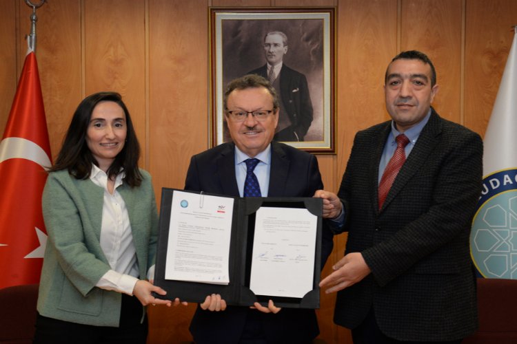 Bursa'da nitelikli ara personel eğitimi için dev iş birliği -