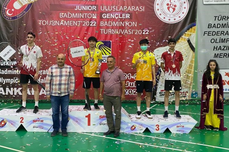 Bursa'da Osmangazili genç raketten büyük başarı -