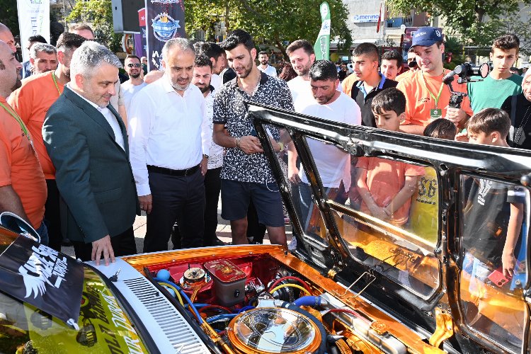 Bursa'da otomobilin kalbi Orhangazi'de attı -