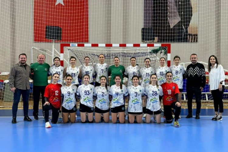 Bursa'da Poyrazın Kızları ligde 2'de 2 yaptı -