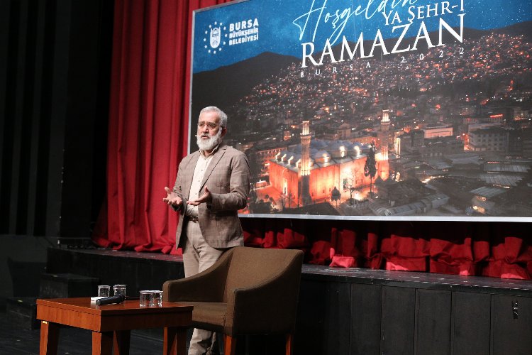 Bursa'da 'Ramazanın ruhu insanın huzuru' söyleşileri sürüyor -