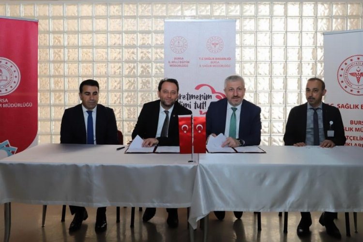 Bursa'da 'Öğretmenim elimi tut' projesi için iş birliği -