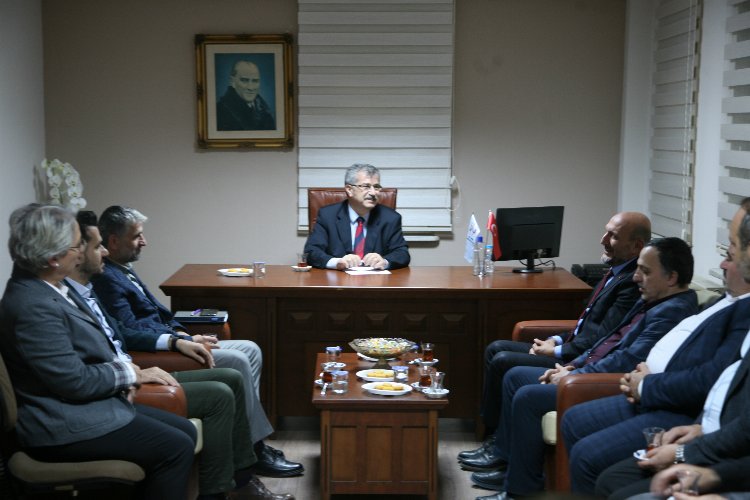 Bursa'da Saadet Partisi'nden Bal-Göç'e ziyaret -