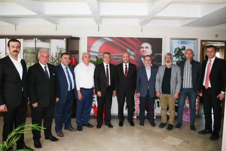 Bursa'da Saadet'ten BESOB'a 'hayırlı olsun' ziyareti -