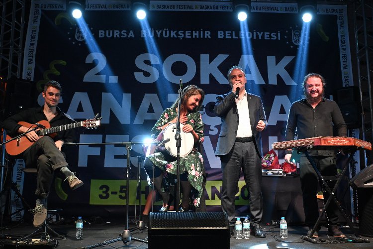 Bursa'da sokak sanatçılarından muhteşem final -